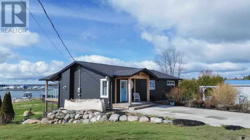 11 Mitchell ST, Bruce Mines, Ontario P0R1C0