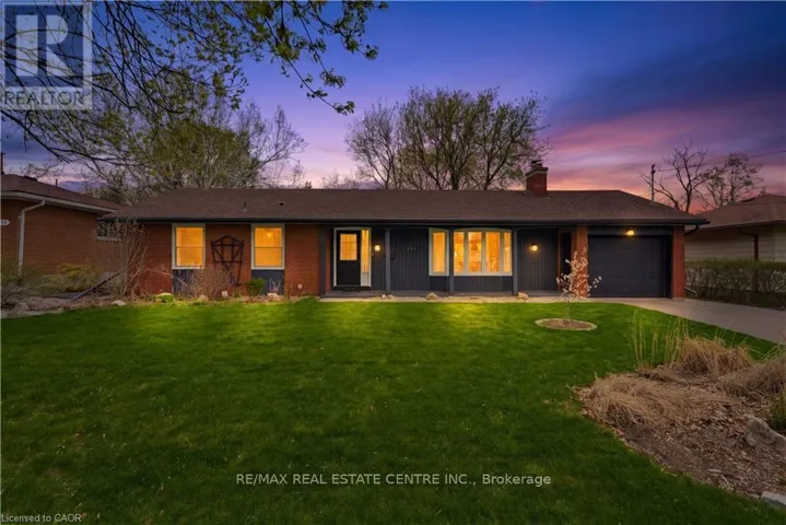 147 CHURCHILL DRIVE, Cambridge, Ontario N1S1S3