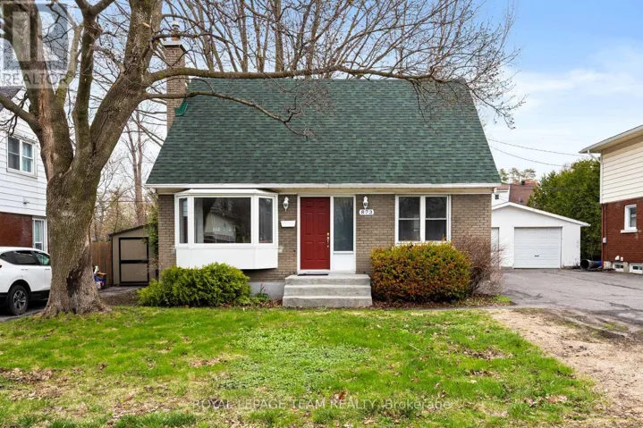 873 SMYTH ROAD, Ottawa, Ontario K1G1P4