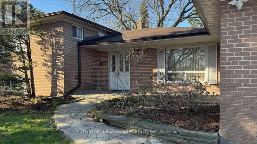 11 CASTOR CRESCENT, Toronto (Woburn), Ontario M1G3R1