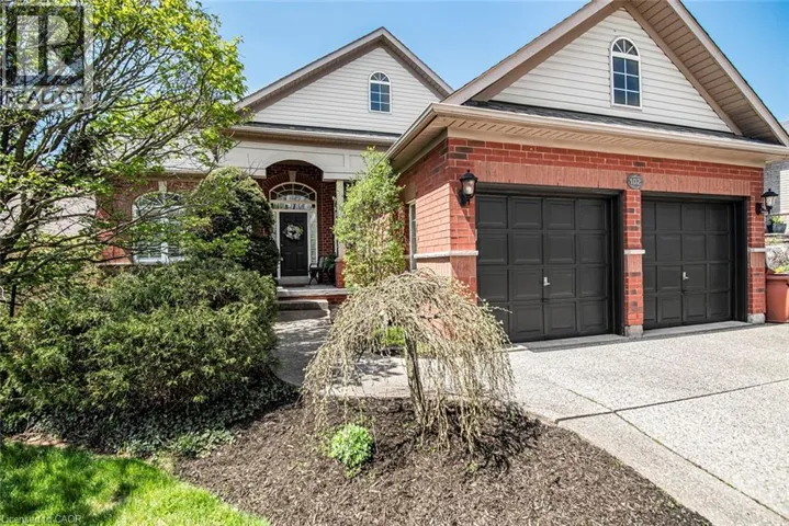 102 MOORE Crescent, Ancaster, Ontario L9G4Z8