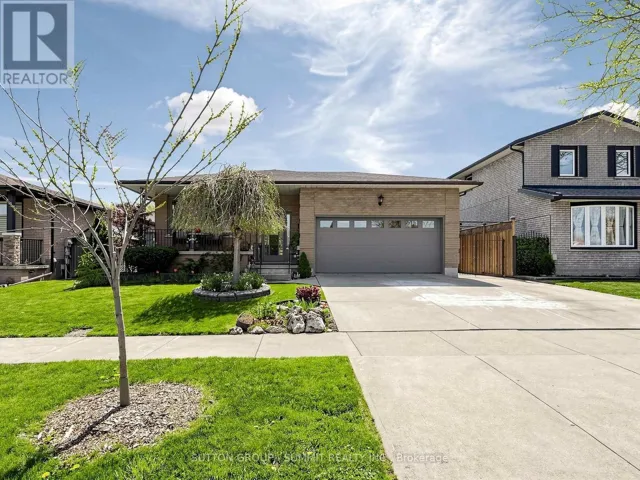 32 HARBRITE DRIVE, Hamilton (Stoney Creek), Ontario L8G4G5