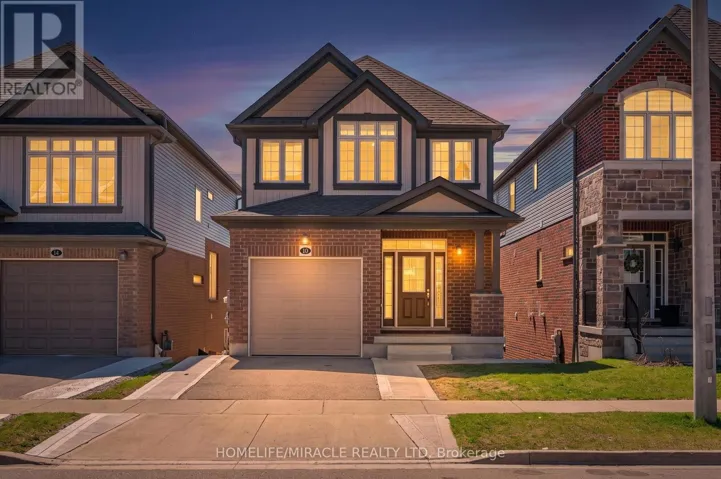 10 SPORTSMAN HILL STREET, Kitchener, Ontario N2P0J2