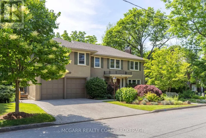 62 HILLCREST AVENUE, St. Catharines (Old Glenridge), Ontario L2R4Y1