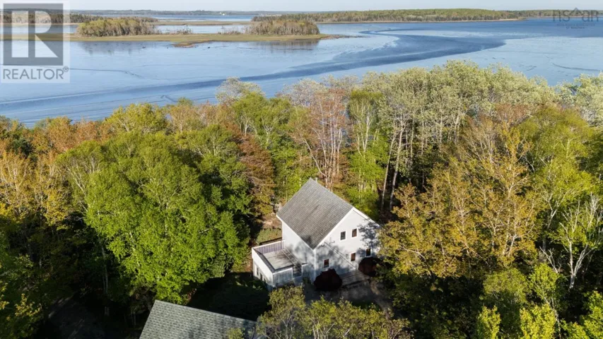 81 Chemin Des Bouleaux, Sluice Point, Nova Scotia B0W3M0
