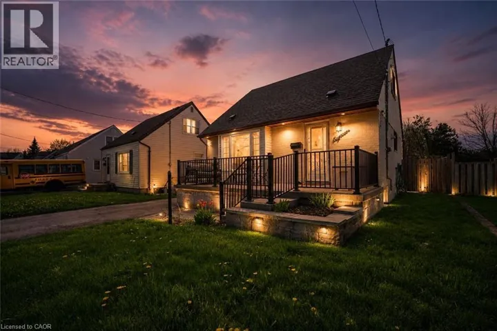 18 ARMSTRONG Avenue, Hamilton, Ontario L8H1M5