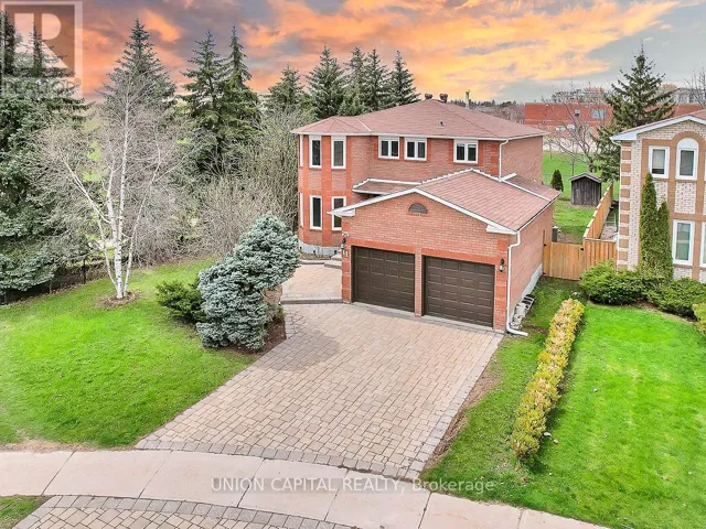 11 COLDSTREAM CRESCENT, Richmond Hill (Devonsleigh), Ontario L4S1E6