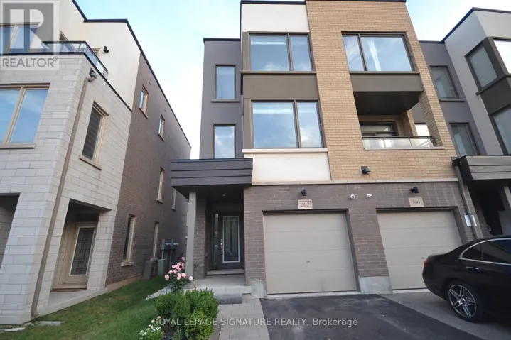 202 HUGUENOT ROAD, Oakville (GO Glenorchy), Ontario L6H0L4
