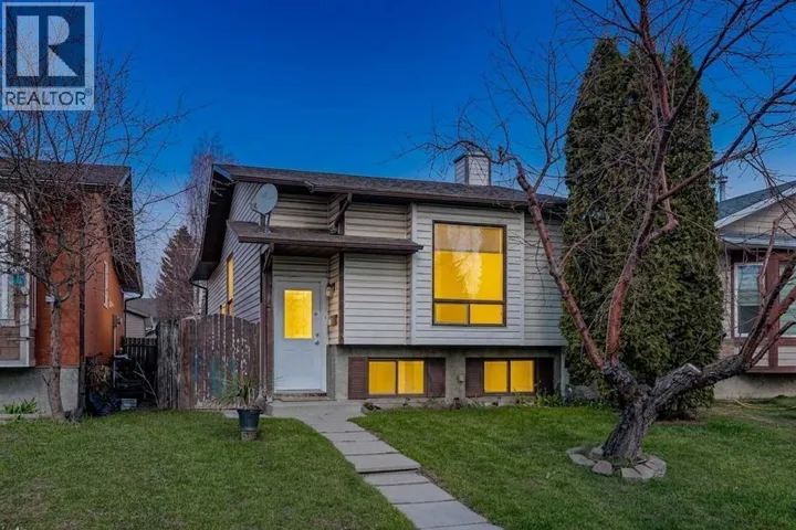 13 Taraglen Road NE, Calgary, Alberta T3J2N7