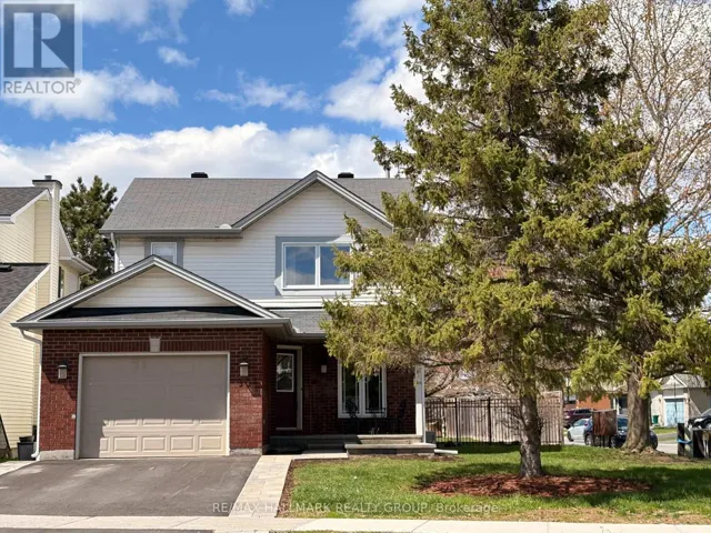 301 TOMPKINS AVENUE N, Ottawa, Ontario K1E3X3
