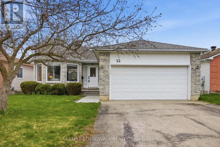 33 TREELAWN BOULEVARD, Perth, Ontario K7H3P1