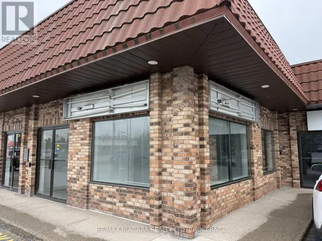 8 - 224 GARRISON ROAD, Fort Erie (Central), Ontario L2A1M7