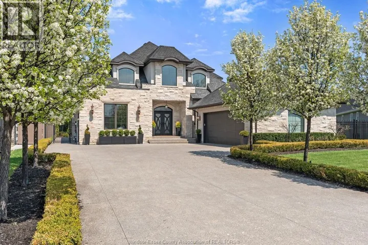 346 JORDAN LANE, Lakeshore, Ontario N8N5C3