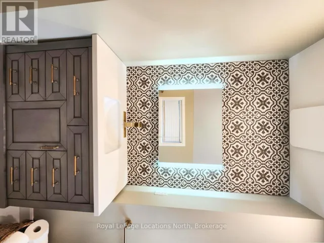 780
