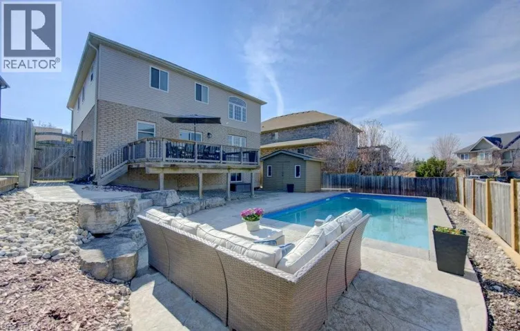 414 ZELLER Drive, Kitchener, Ontario N2A0C7