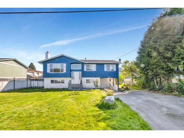 11664 88A AVENUE, Delta, British Columbia V4C3E5