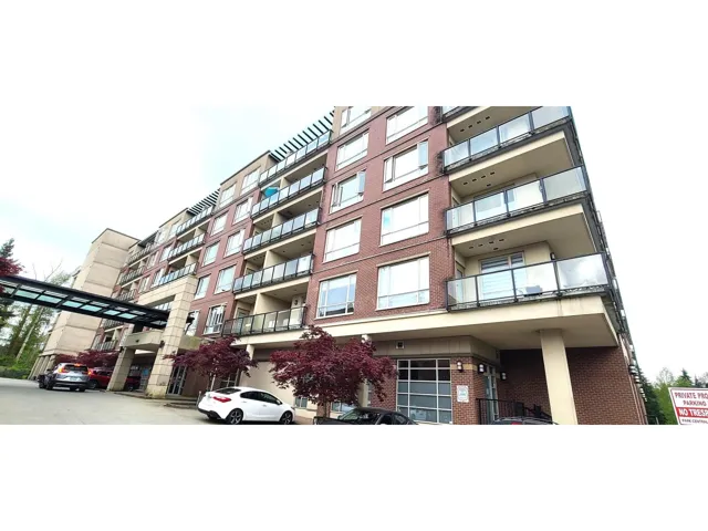 518 14333 104 AVENUE, Surrey, British Columbia V3T0E1