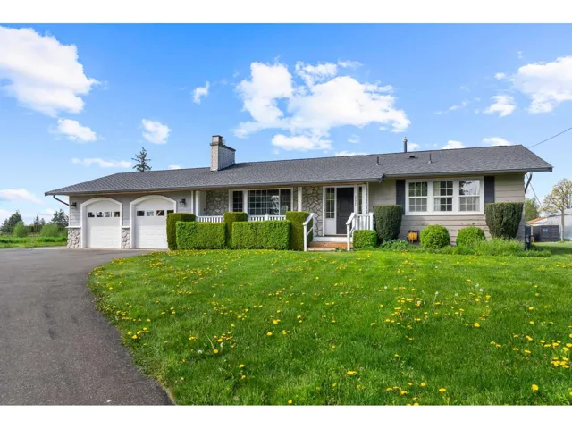 24985 32 AVENUE, Langley, British Columbia V4W2A1