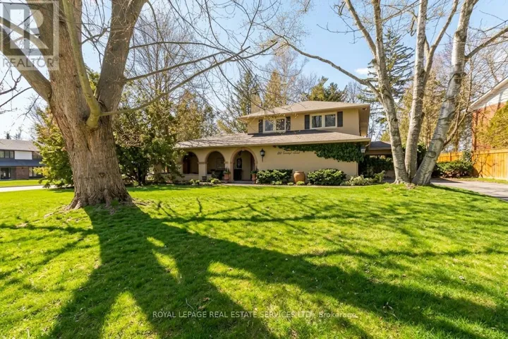 150 CAIRNCROFT ROAD, Oakville (MO Morrison), Ontario L6J4L9