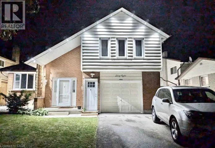 68 BRIARGATE Drive, Kitchener, Ontario N2E2J8