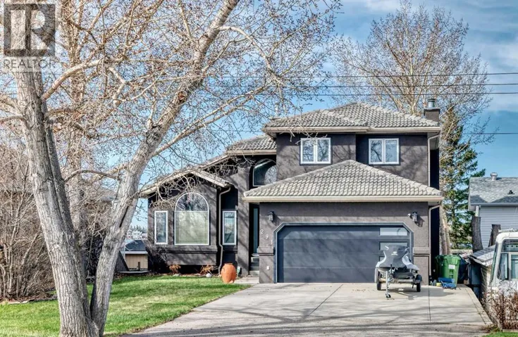291 EAST CHESTERMERE Drive, Chestermere, Alberta T1X1A2