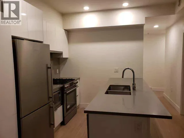 2666 DUKE STREET, Vancouver, British Columbia V5R4S9