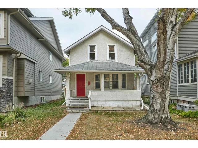 11038 84 AV NW, Edmonton, Alberta T6G0V7