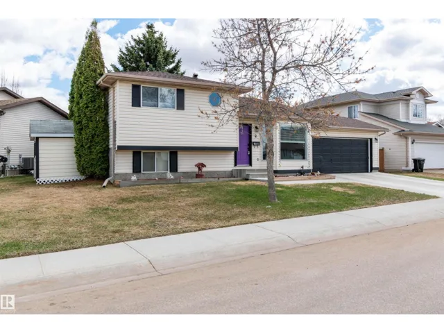 9 DARLINGTON DR, Sherwood Park, Alberta T8H1P4