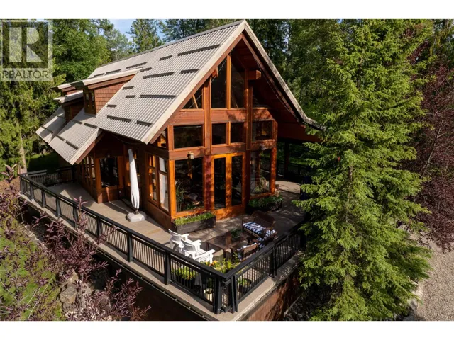 20 Alpine Trails Crescent, Fernie, British Columbia V0B1M5