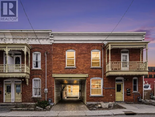29 - 202 ST. PATRICK STREET, Ottawa, Ontario K1N5K3