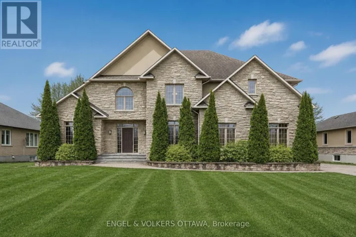 6842 SOUTH VILLAGE DRIVE, Ottawa, Ontario K4P0A5