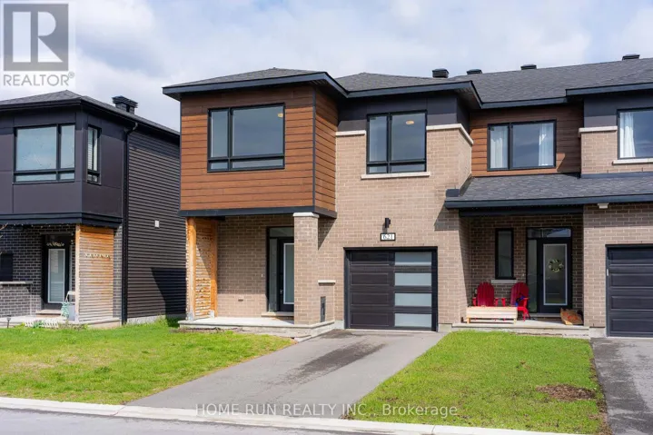 621 FENWICK WAY, Ottawa, Ontario K2J7E5