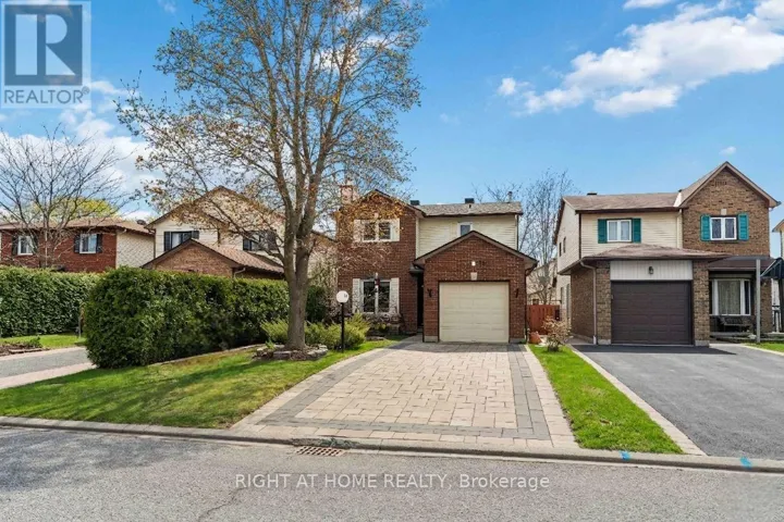 26 DENHAM WAY, Ottawa, Ontario K2S1H5