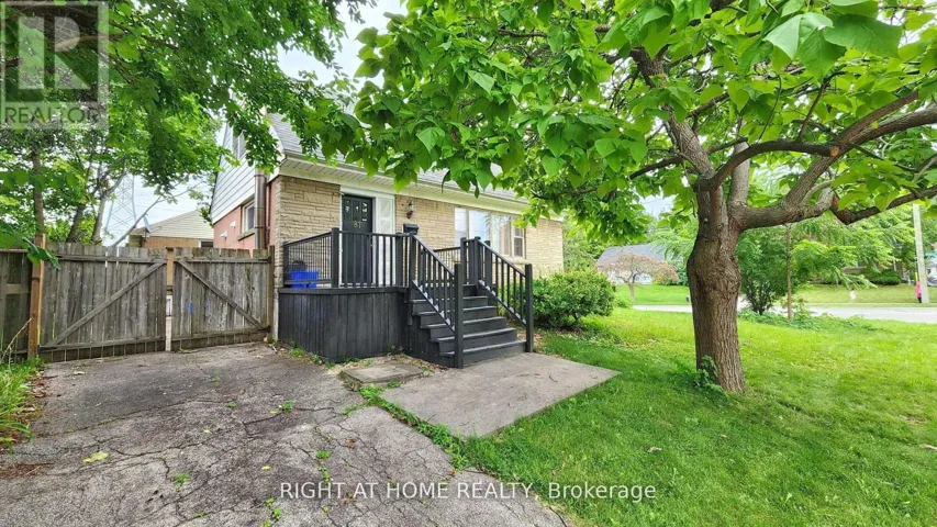 87 RADFORD STREET, Hamilton (Ainslie Wood), Ontario L8S3E5