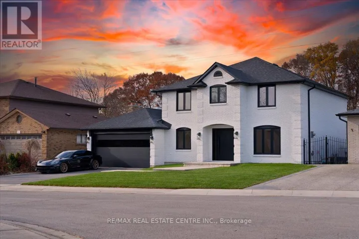 32 ELENA COURT, Hamilton (Greensville), Ontario L9C7P7
