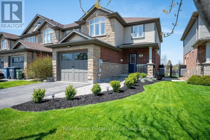 32 LAUGHLAND LANE, Guelph (Pineridge/Westminster Woods), Ontario N1L0C9