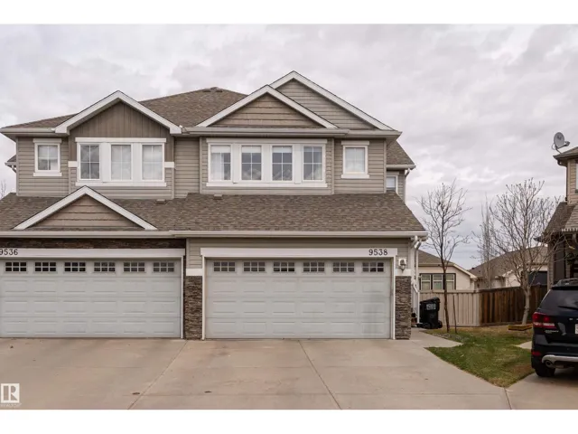 9538 SIMPSON CO NW, Edmonton, Alberta T6R0T8