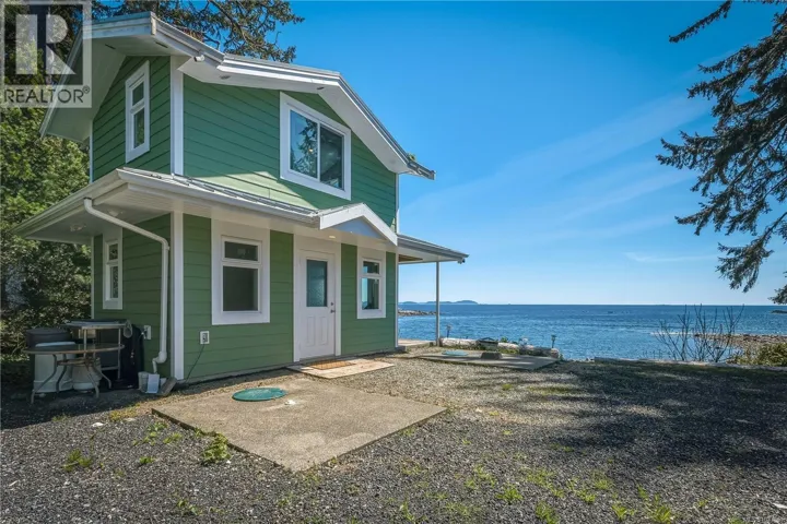 1006 Seventh Ave, Ucluelet, British Columbia V0R3A0