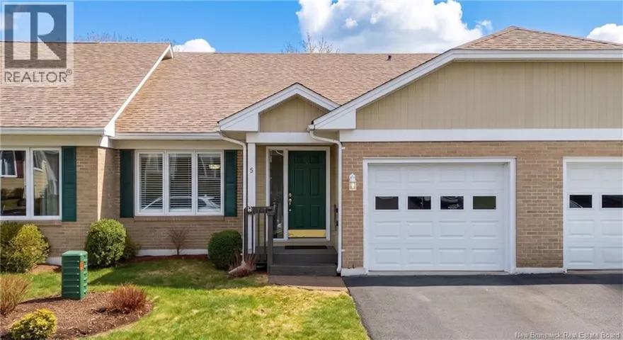 5 Abbie Place, Saint John, New Brunswick E2M5T3