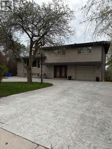 BSMT - 134 ELIZABETH CRESCENT N, Whitby (Blue Grass Meadows), Ontario L1N3R7