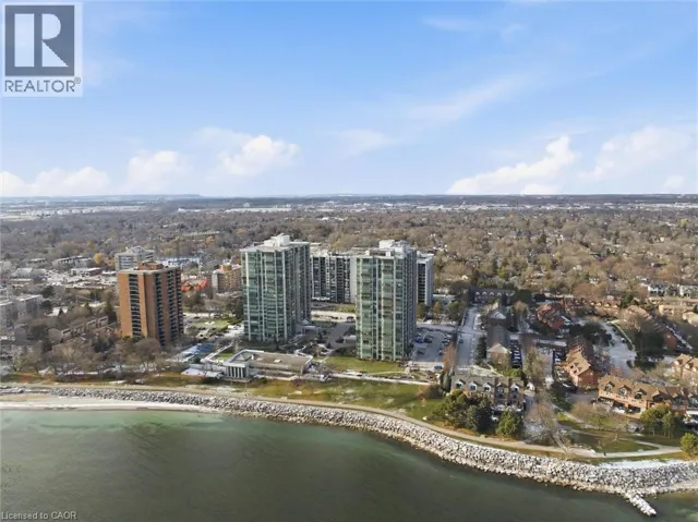 2170 MARINE Drive Unit# 1808, Oakville, Ontario L6L5V1