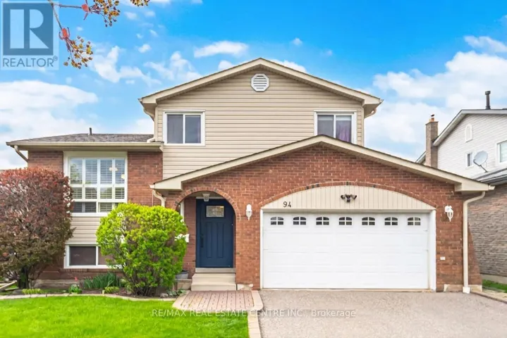 94 BLACKTHORN LANE, Brampton (Brampton North), Ontario L6V3K8