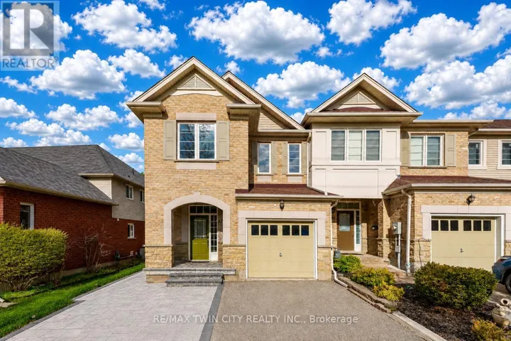 42 DOON MILLS DRIVE, Kitchener, Ontario N2P2W9