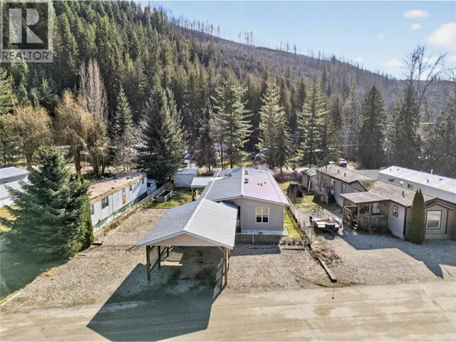 5 BC97A Highway Unit# 11, Sicamous, British Columbia V0E2V1