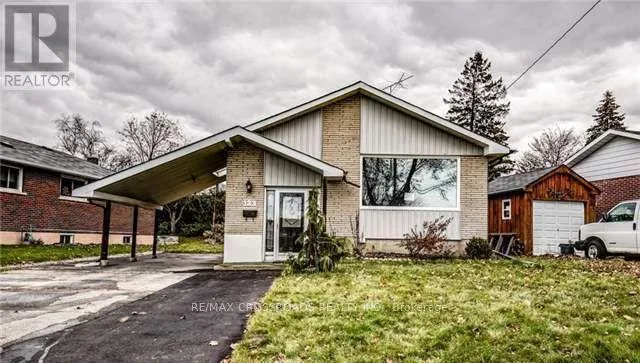 MAIN FLOOR - 133 LABRADOR DRIVE, Oshawa (Donevan), Ontario L1H7E4