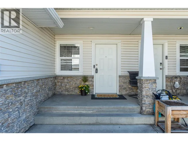 1945 GRASSLANDS Boulevard Unit# 4, Kamloops, British Columbia V2B1V1