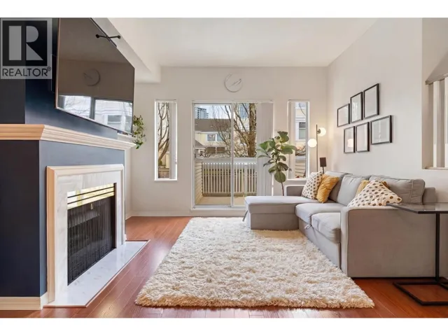 58 6700 RUMBLE STREET, Burnaby, British Columbia V5E4H7
