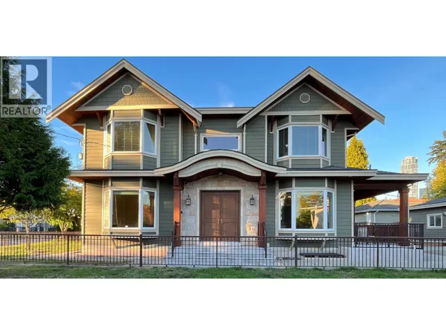 4319 GRETA STREET, Burnaby, British Columbia V5J1N9