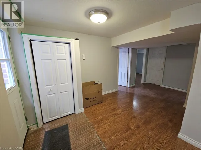 300 COUNTRYSTONE Crescent Unit# #B, Kitchener, Ontario N2N3S2