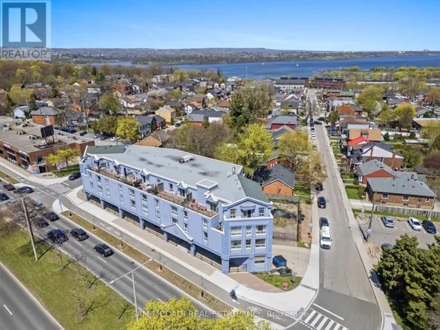 201 - 400 YORK BOULEVARD, Hamilton (Strathcona), Ontario L8R3M5